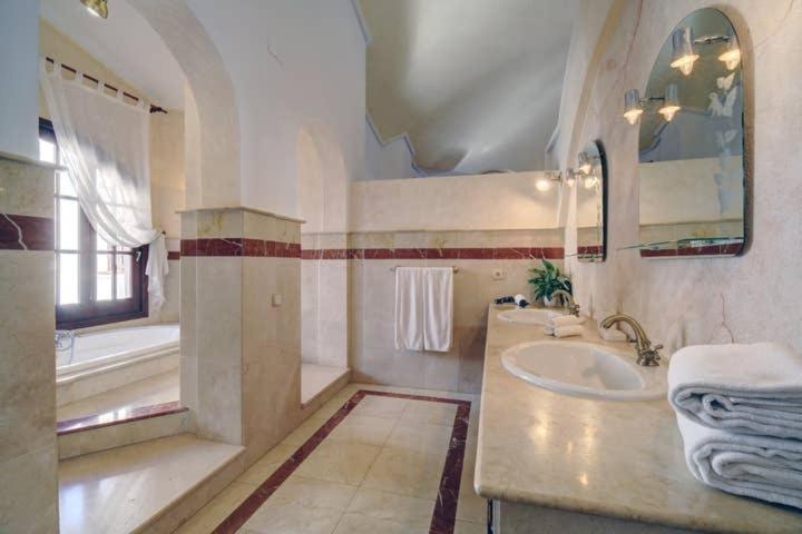 Villa Lampara En La Colina Benahavís Extérieur photo